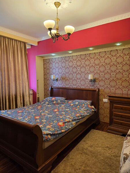 Dristor, chiar la Mall Park Lake si parc IOR